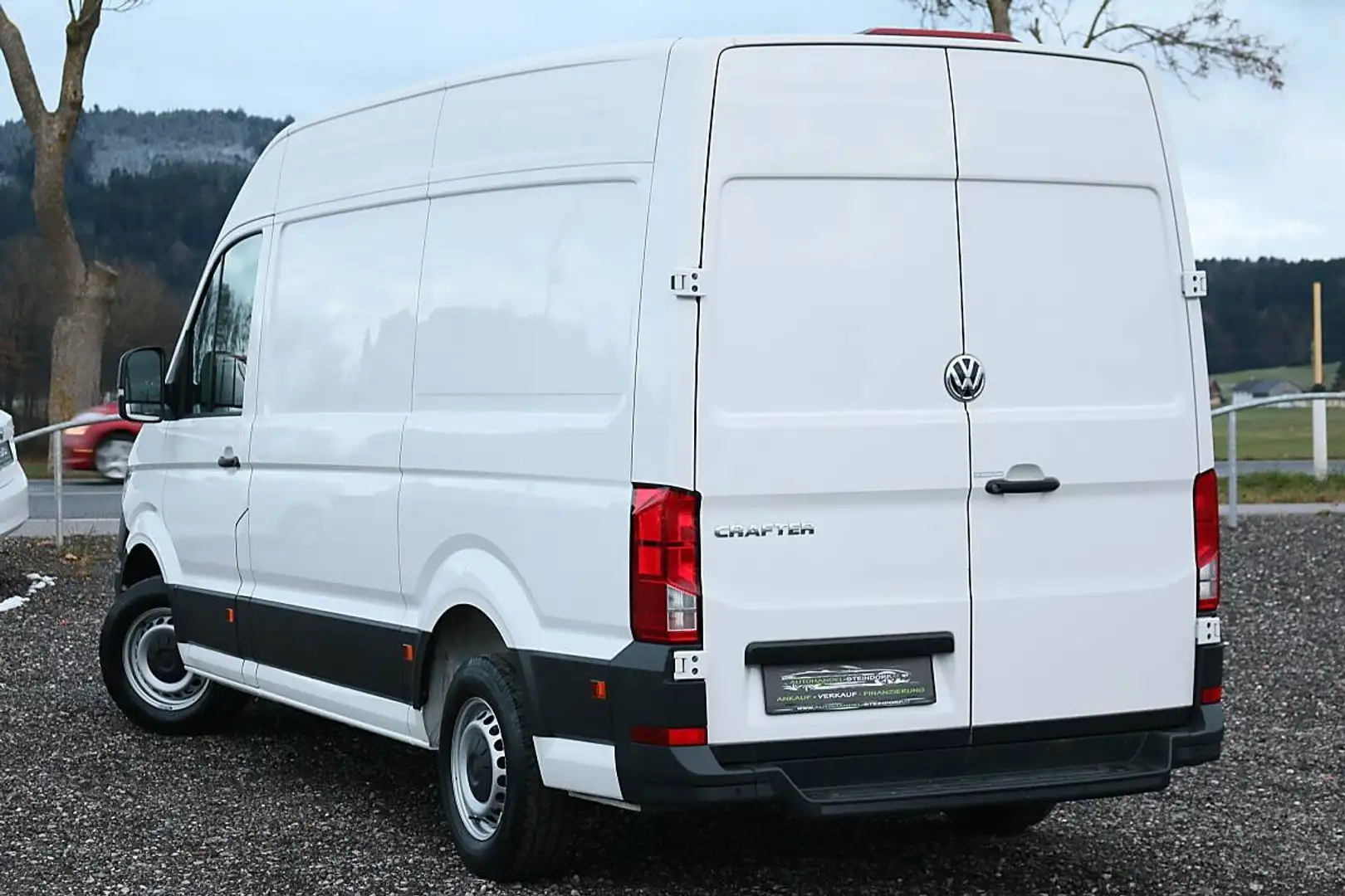 Volkswagen Crafter 35*Hochdach*2XParkhilfe*alle Service bei VW Weiß - 2