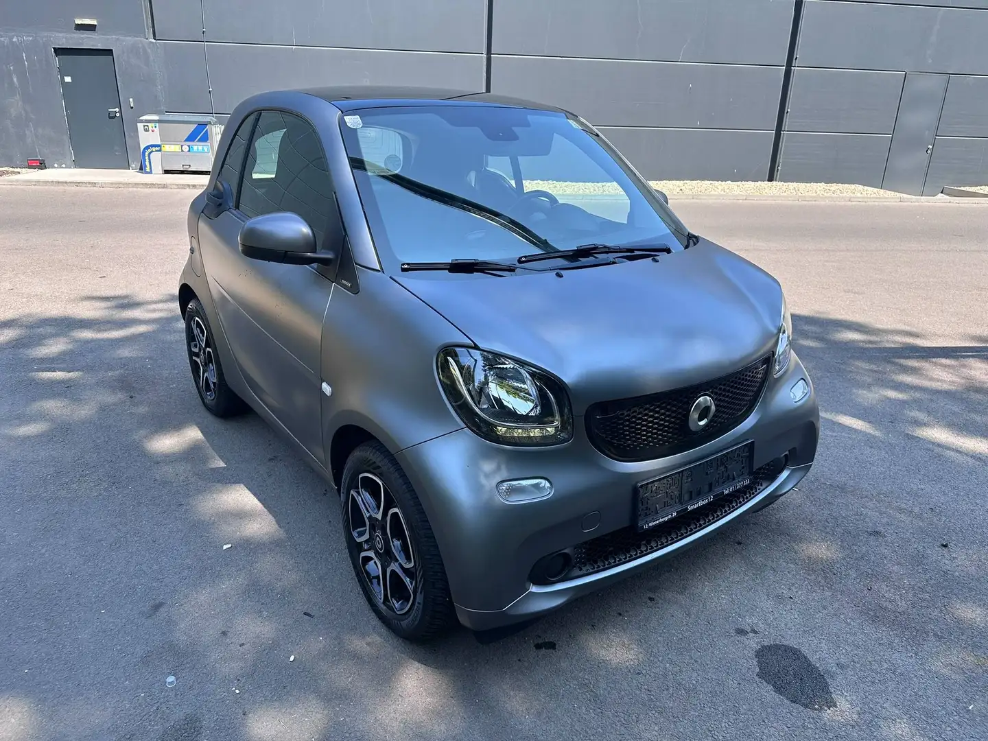 smart forTwo Prime Grau - 2