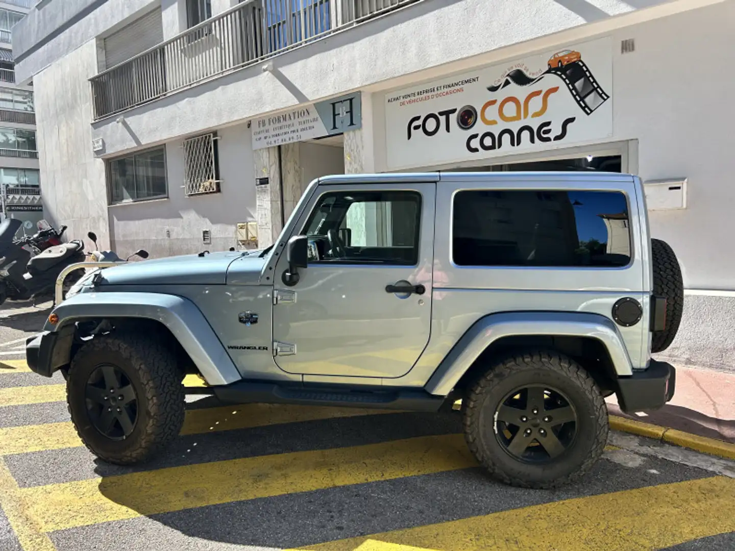Jeep Wrangler 2.8 CRD200 FAP ARCTIC BA Bleu - 2
