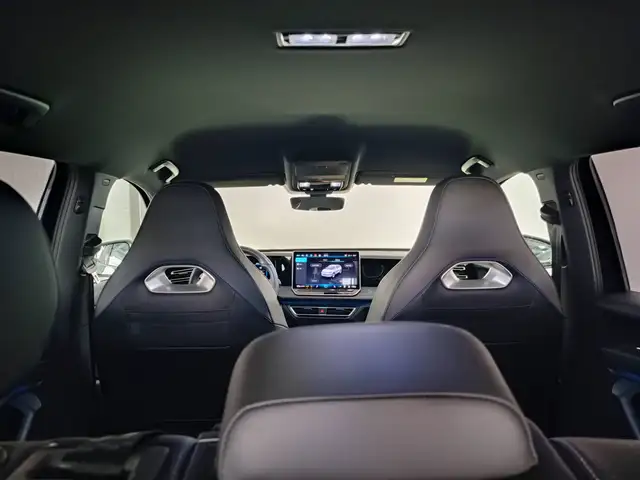 Volkswagen Tiguan view 20