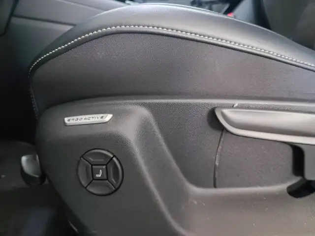 Volkswagen Tiguan view 30