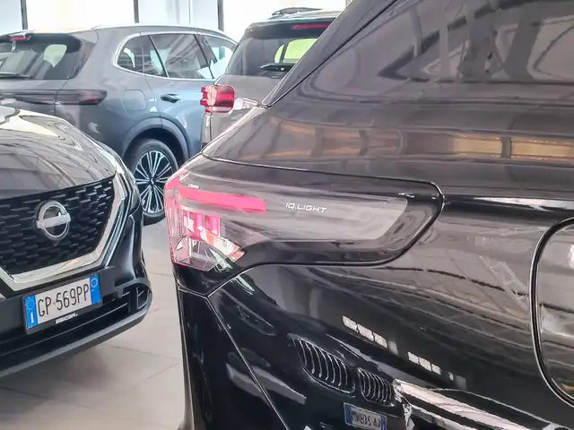Volkswagen Tiguan view 21