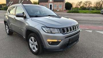 1.4 Turbo 4x2 (EU6d) (Motor draait op 3 cilinder)