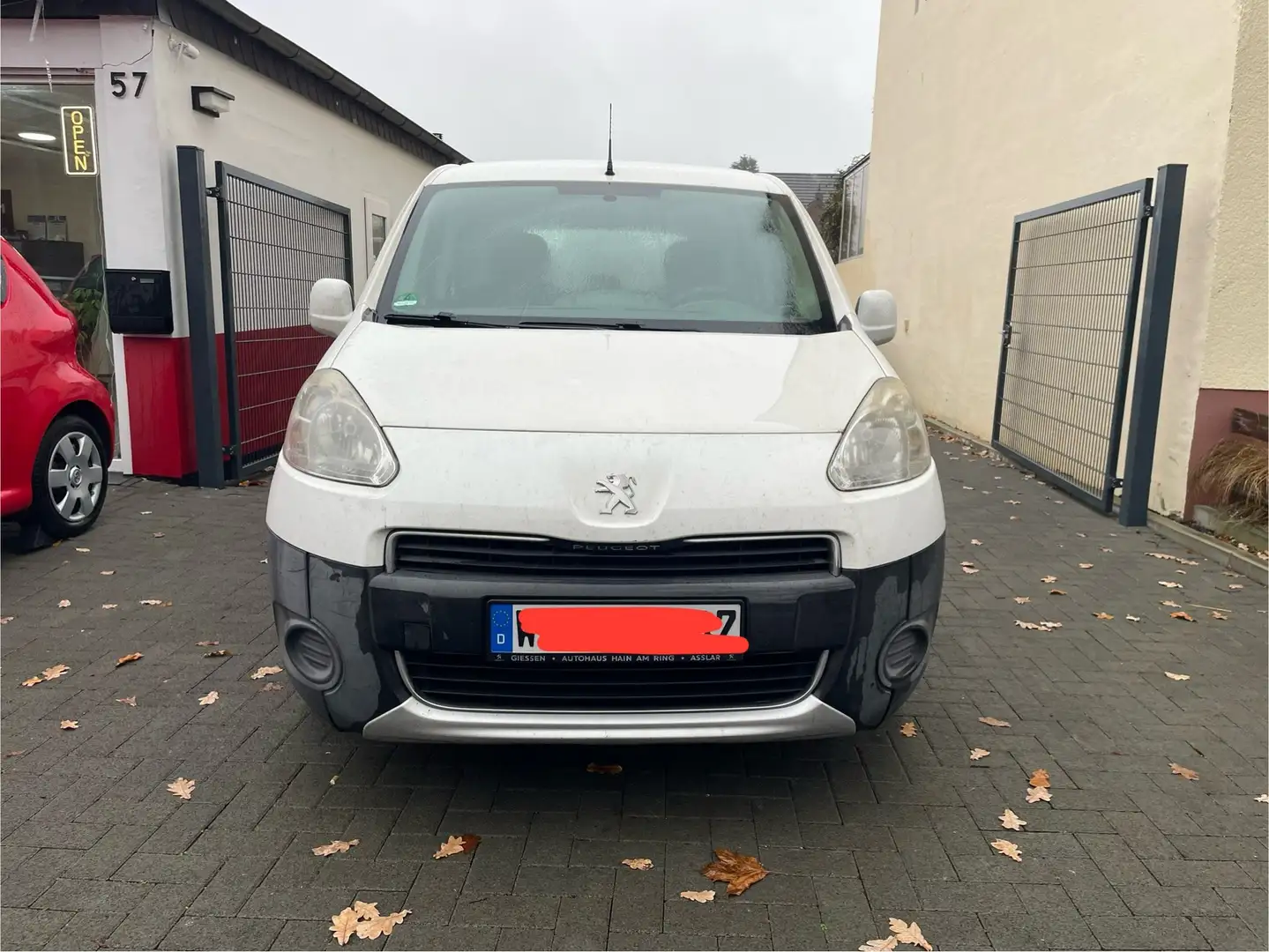 Peugeot Partner Active Klima Euro5 Unfall  Tüv 2/26 Weiß - 2