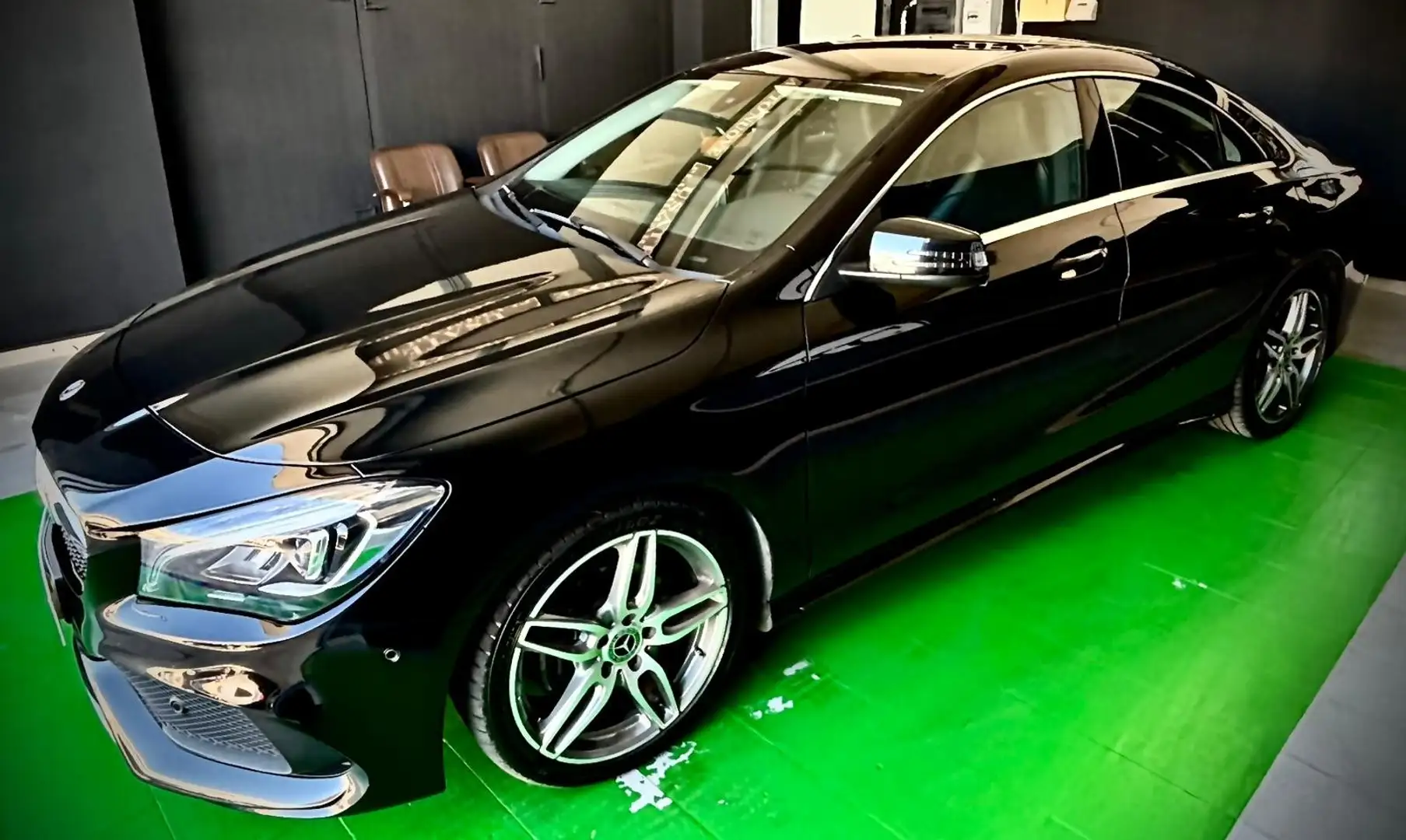 Mercedes-Benz CLA 200 CLA 200 d Premium 4matic auto FL Negro - 2