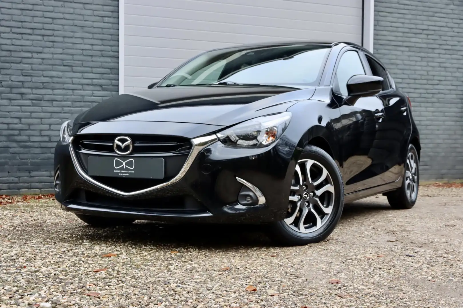 Mazda 2 1.5 Skyactiv-G TS+ AUTOMAAT | NAVIGATIE | 2E EIGEN Noir - 1