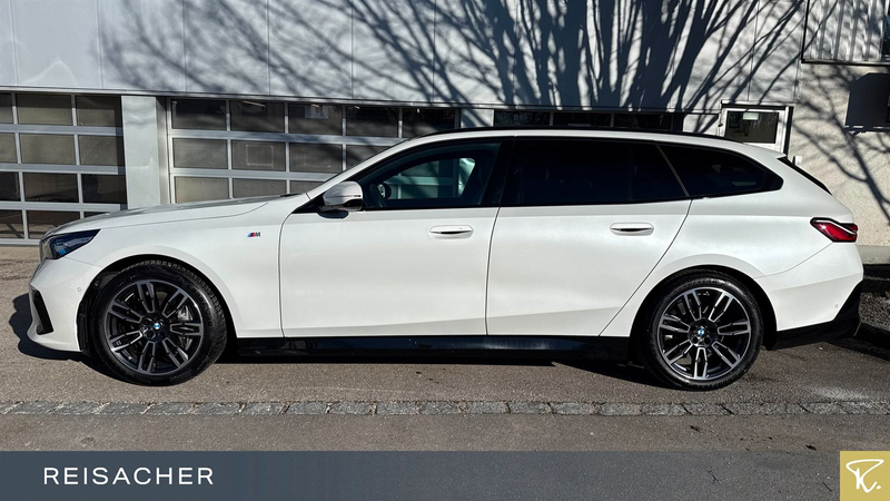 BMW 540 d xDrive Tou M Sport,Pano,AHK,DAPro.Standh — photo 9