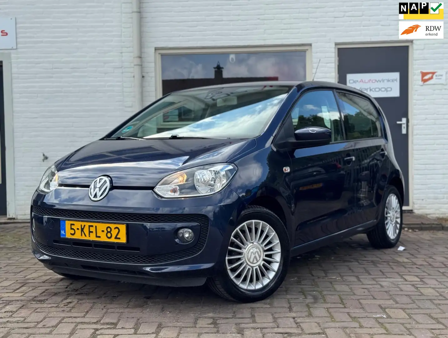 Volkswagen up! 1.0 high up! AUTOMAAT Airco Cruise Parkeersens Bleu - 1