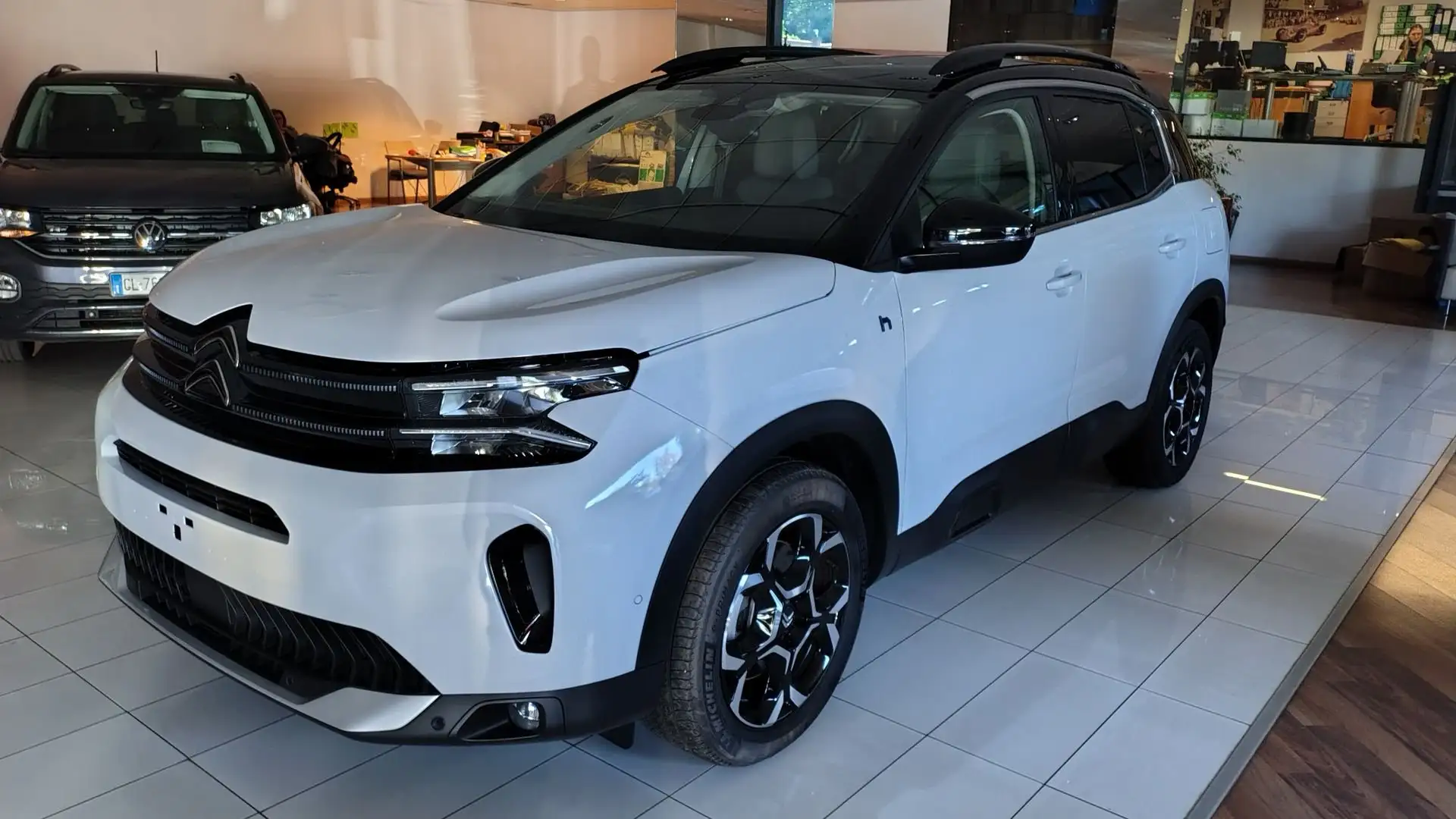 Citroen C5 Aircross Plug-In Hybrid 195 CV aut. Max Bianco - 1