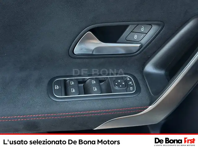 Mercedes-Benz A-Class view 19