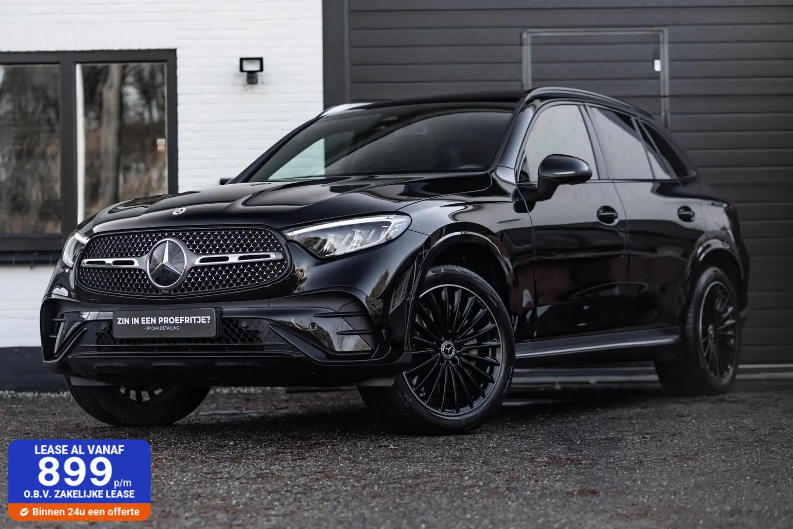 Mercedes-Benz GLC 300 300e 4MATIC AMG Line Zwart - 1