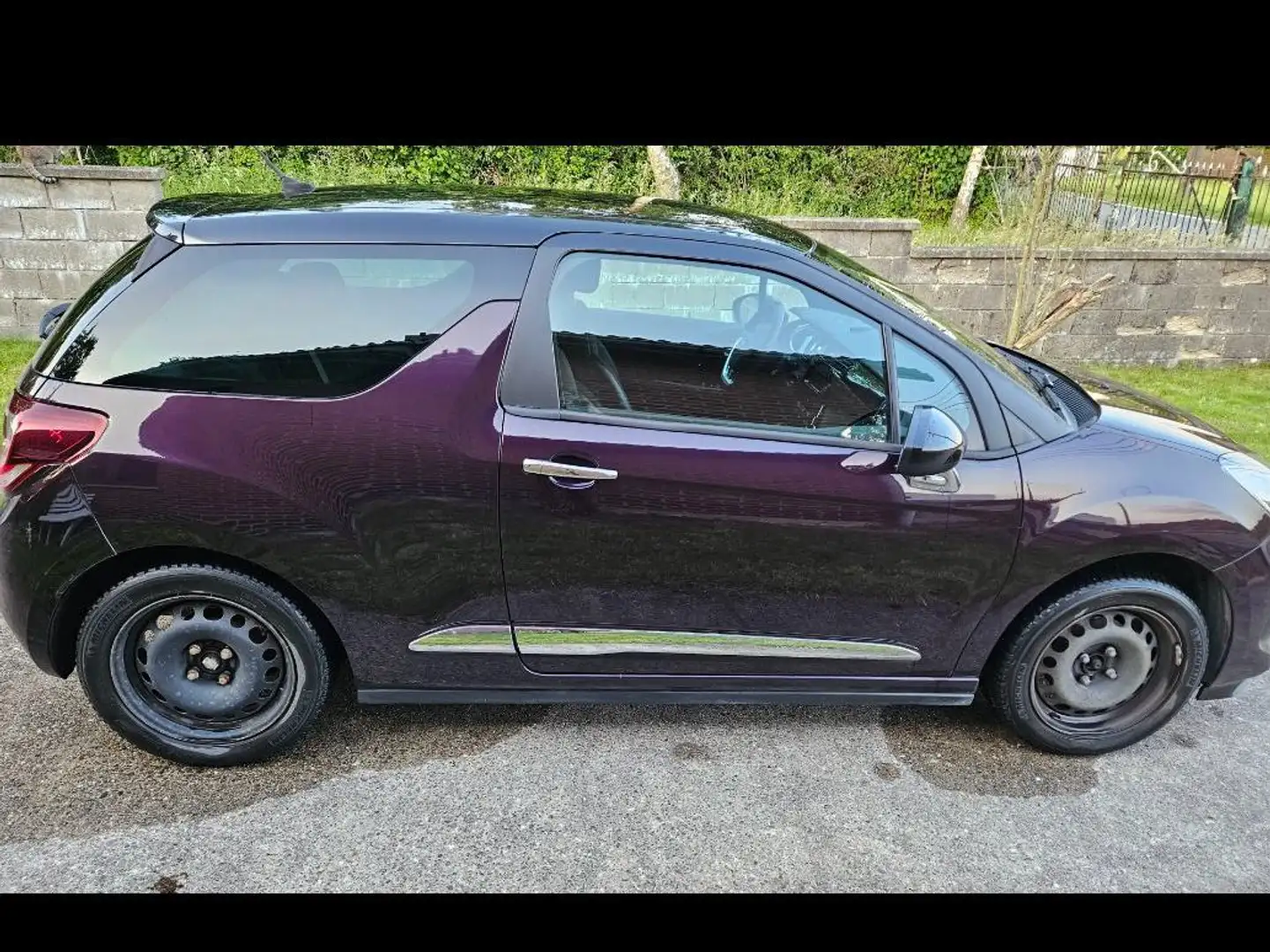 Citroen DS3 DS3 1.2i PureTech So Chic Burdeos - 2