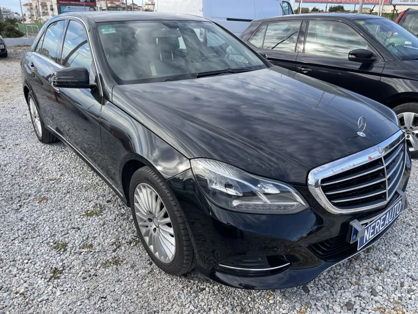 Mercedes-Benz E 200 BT Elegance Negro - 1