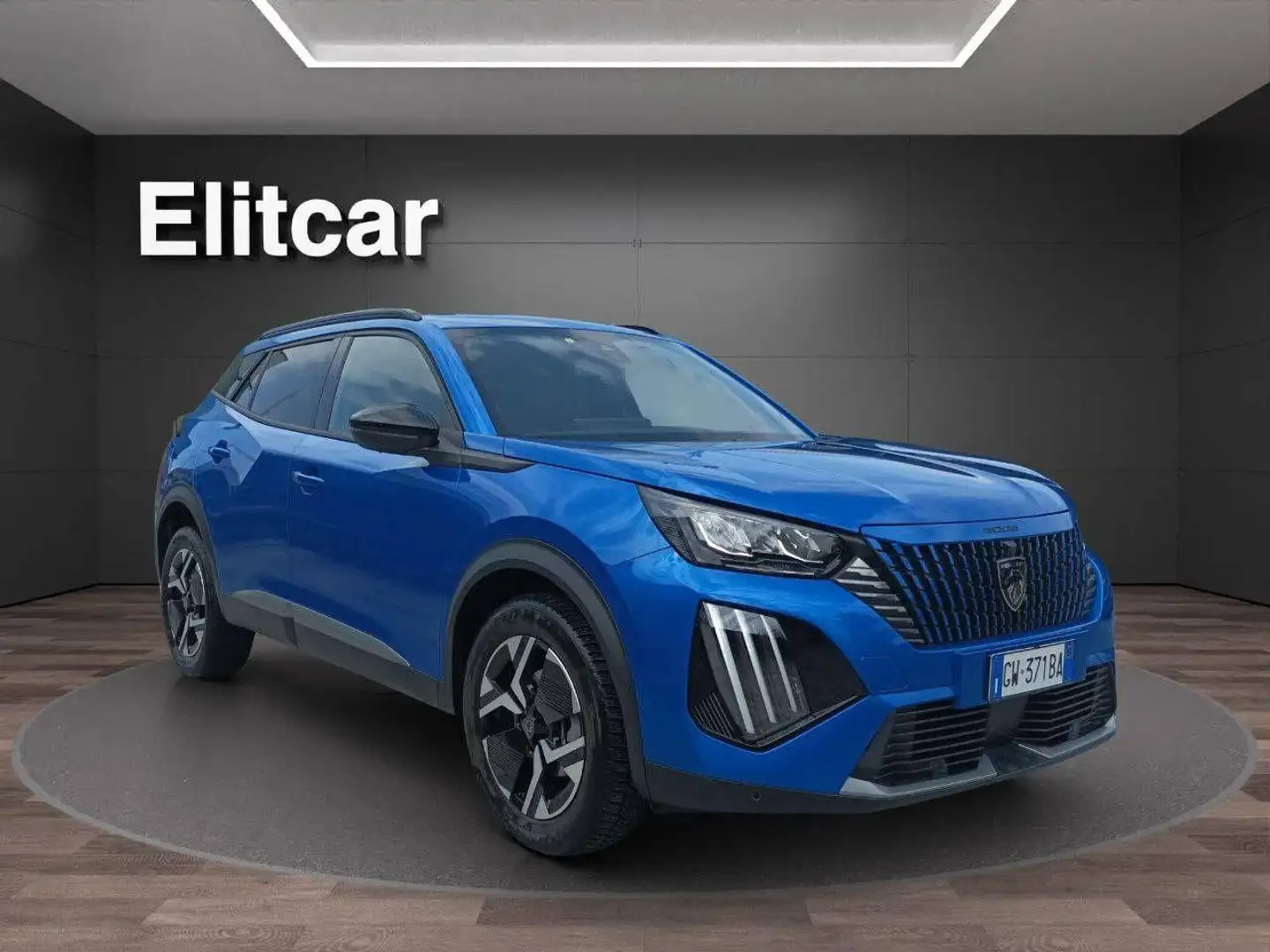 Peugeot 2008 PureTech 100 S&S Allure Bleu - 2
