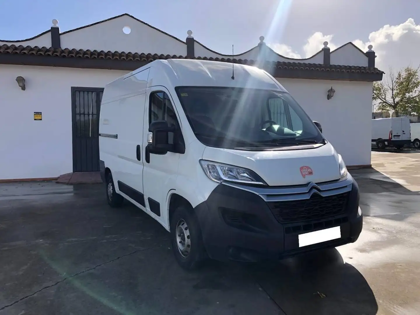 Citroen Jumper Fg. 2.0BlueHDi 35 L2H2 130 Wit - 1