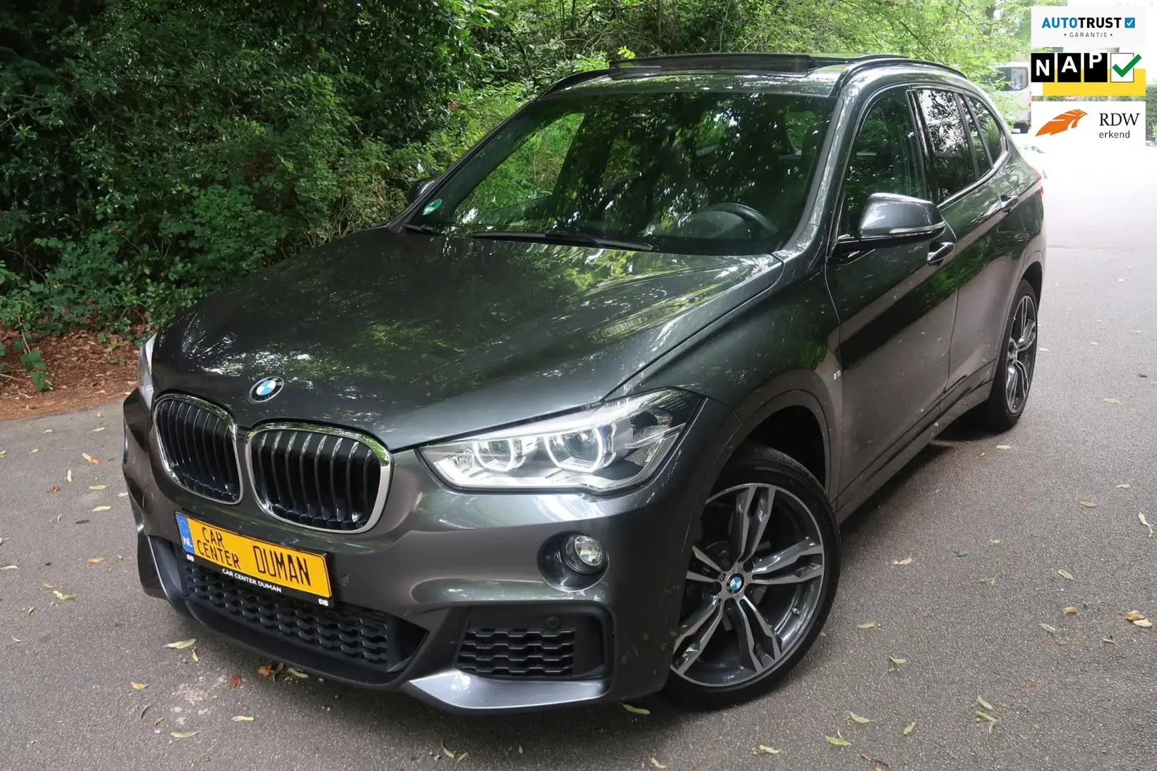 BMW X1 XDrive25i High Executive M Sport Full Option 1ste Grijs - 1