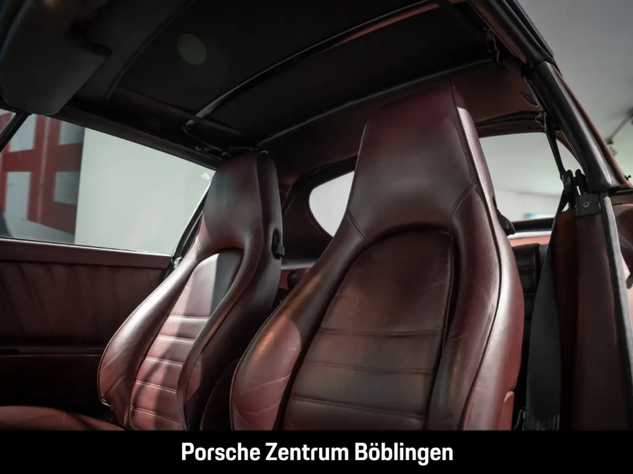 Porsche 911 Carrera Cabrio g-model-2 Cassisrotmetallic, foto 6