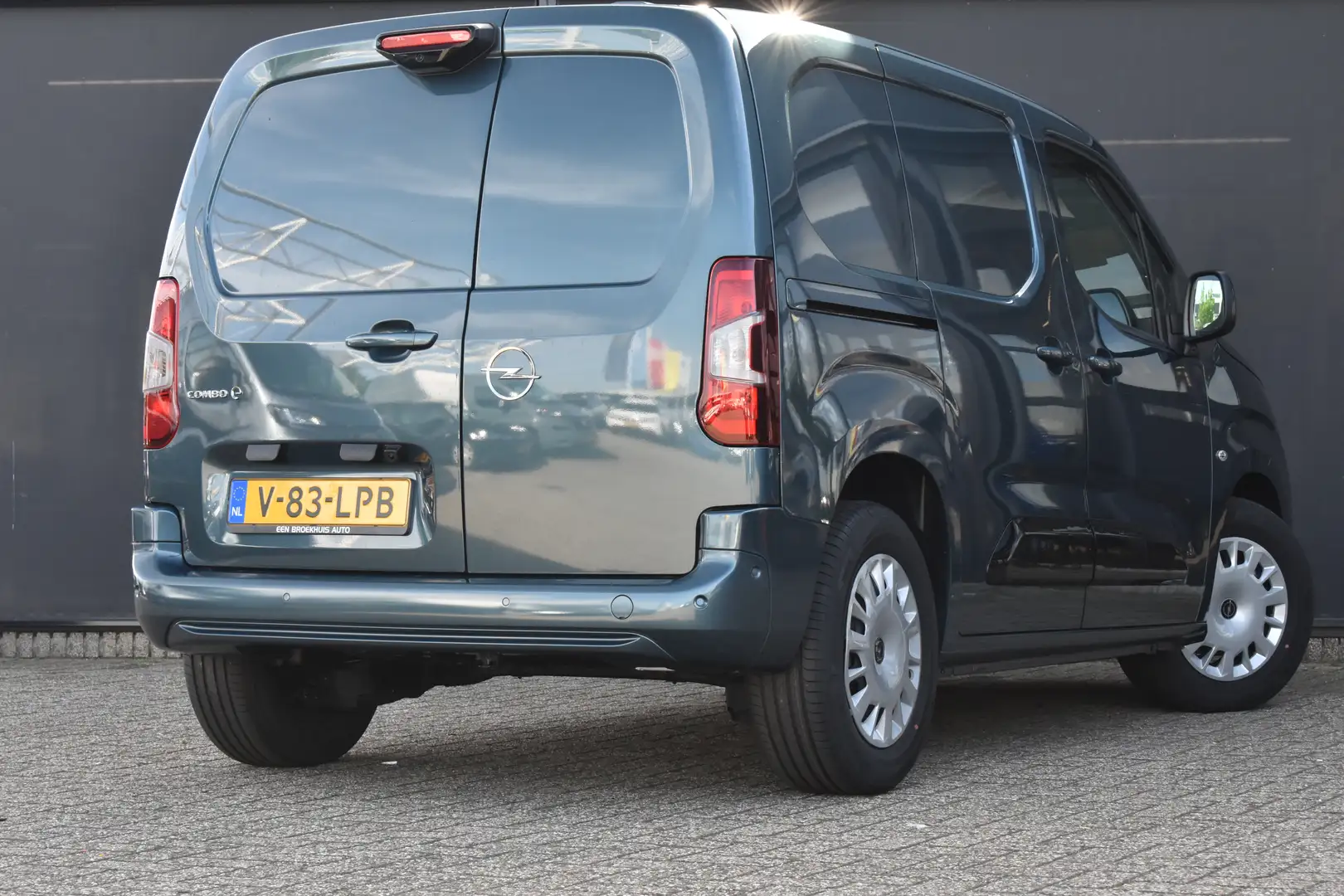 Opel Combo-e Electric 136 L1 50kWh 3 Fase | Betimmering | Navig Kék - 2