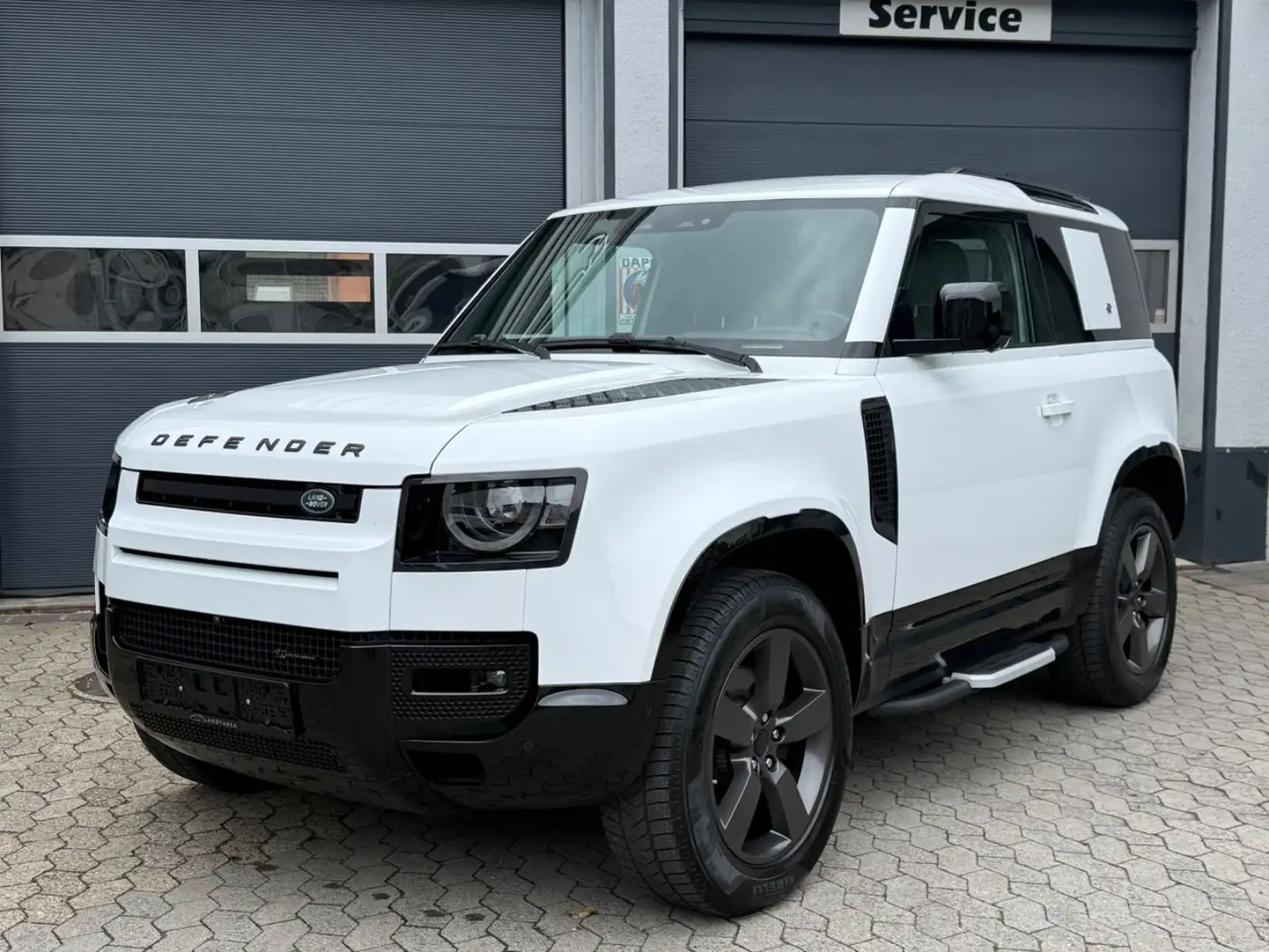 land rover defender