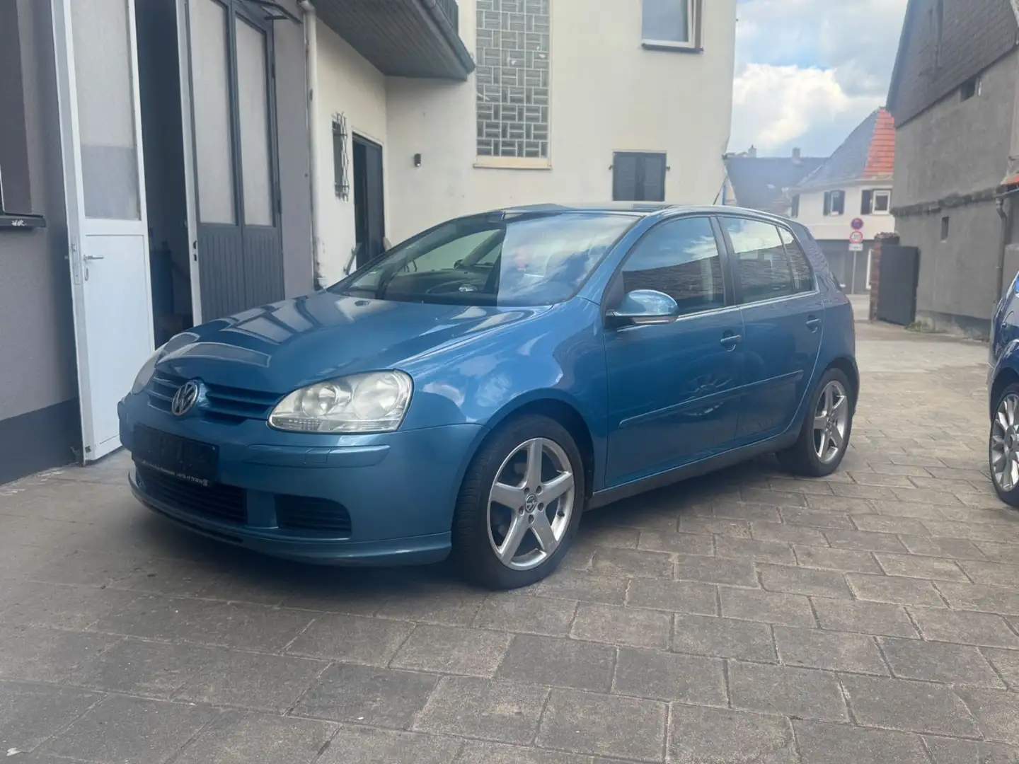 Volkswagen Golf V 1.6 FSI +17 ZOLL+KLIMAA+DESIGN-PAKET!!! Blau - 1