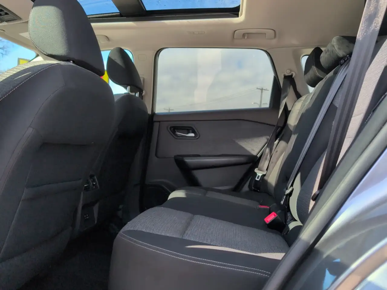 Nissan Rogue fotografie Nissan Rogue