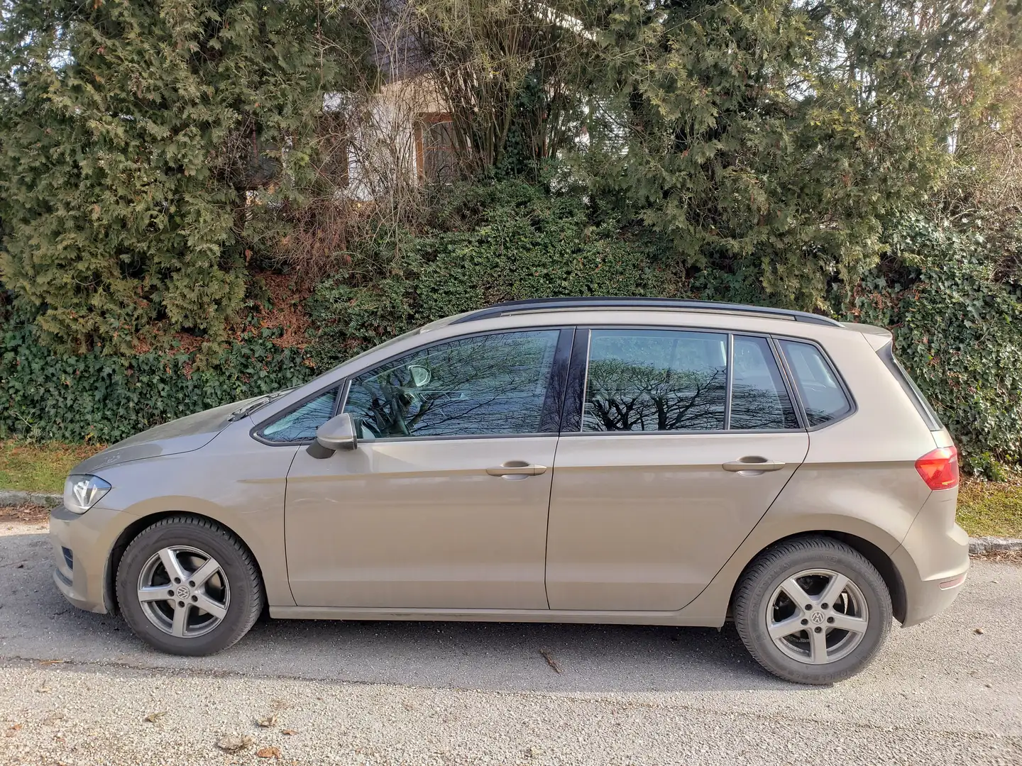 Volkswagen Golf Sportsvan Golf Sportsvan 1,2 TSI DSG BlueMotion Or - 1