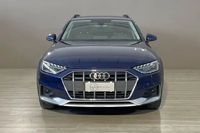 Audi A4 view 2