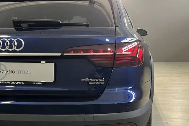 Audi A4 view 13