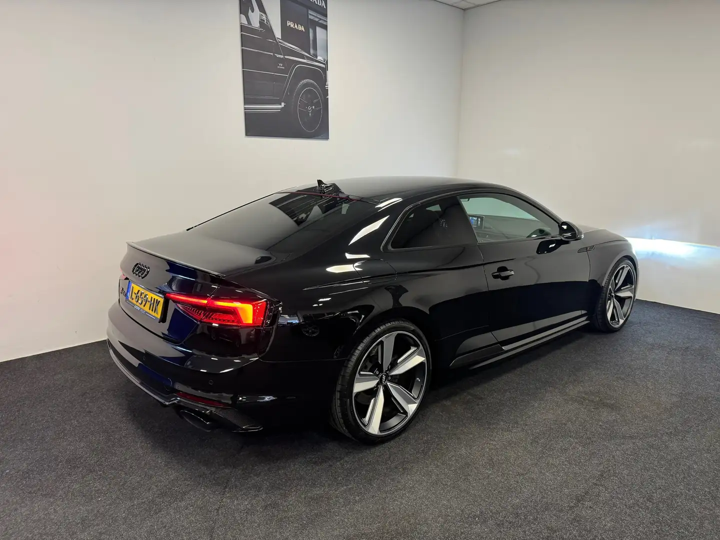 Audi RS5 A5 Coupé 2.9 TFSI quattro // Massage // HUD // Car Zwart - 2