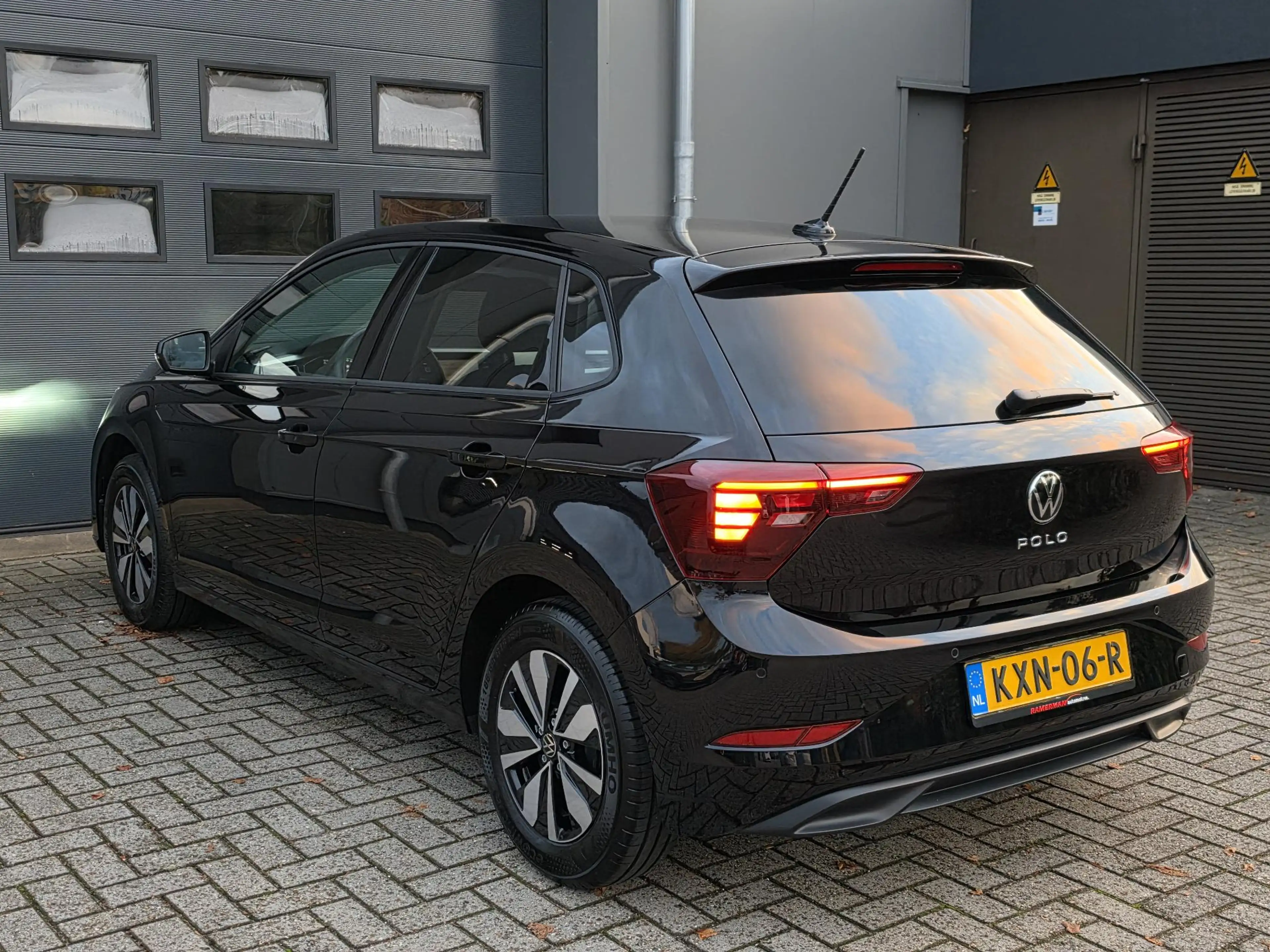 Volkswagen Polo 1.0 TSI Life Edition — photo 10