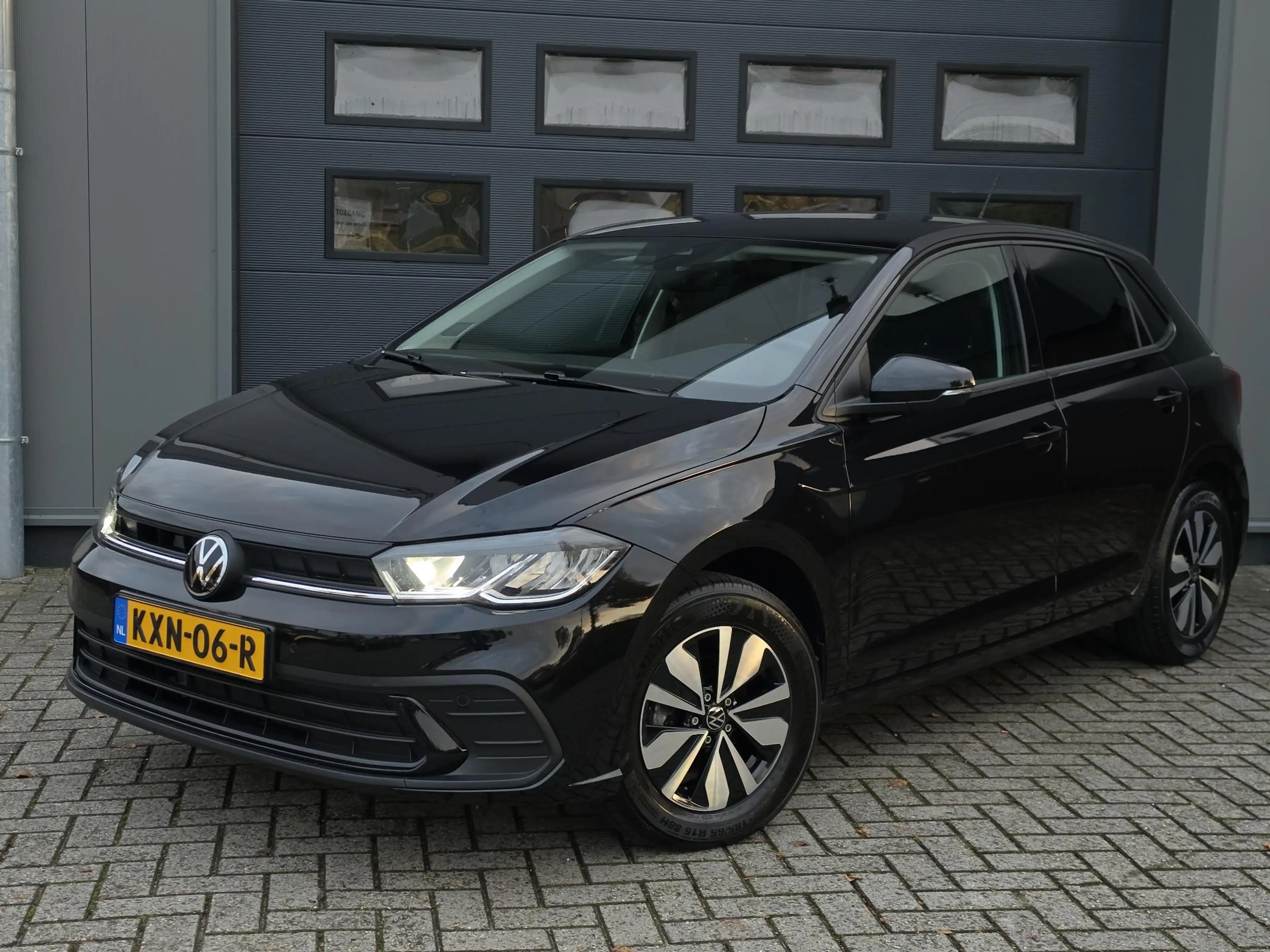 Volkswagen Polo 1.0 TSI Life Edition — photo 44