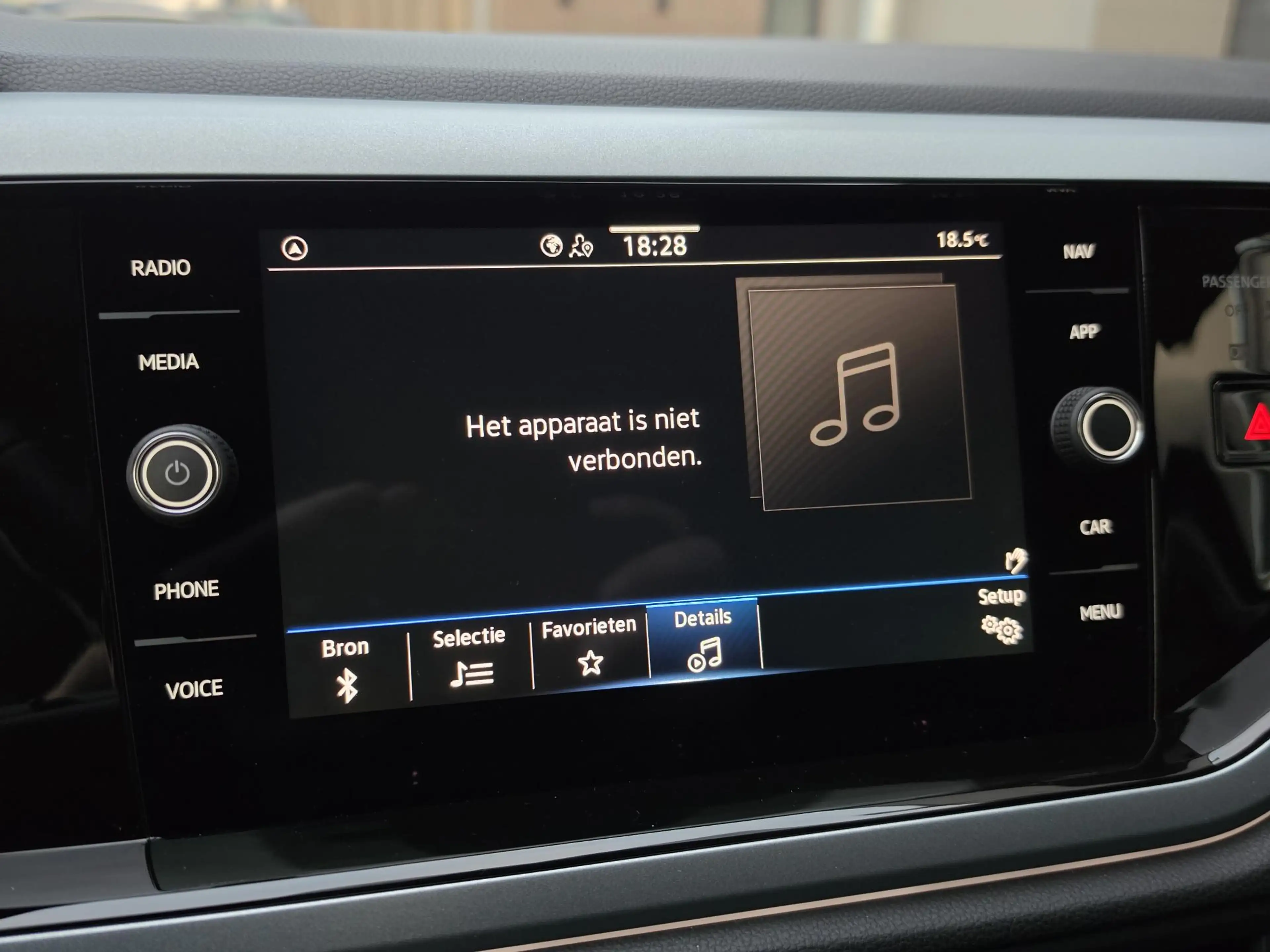 Volkswagen Polo 1.0 TSI Life Edition — photo 27