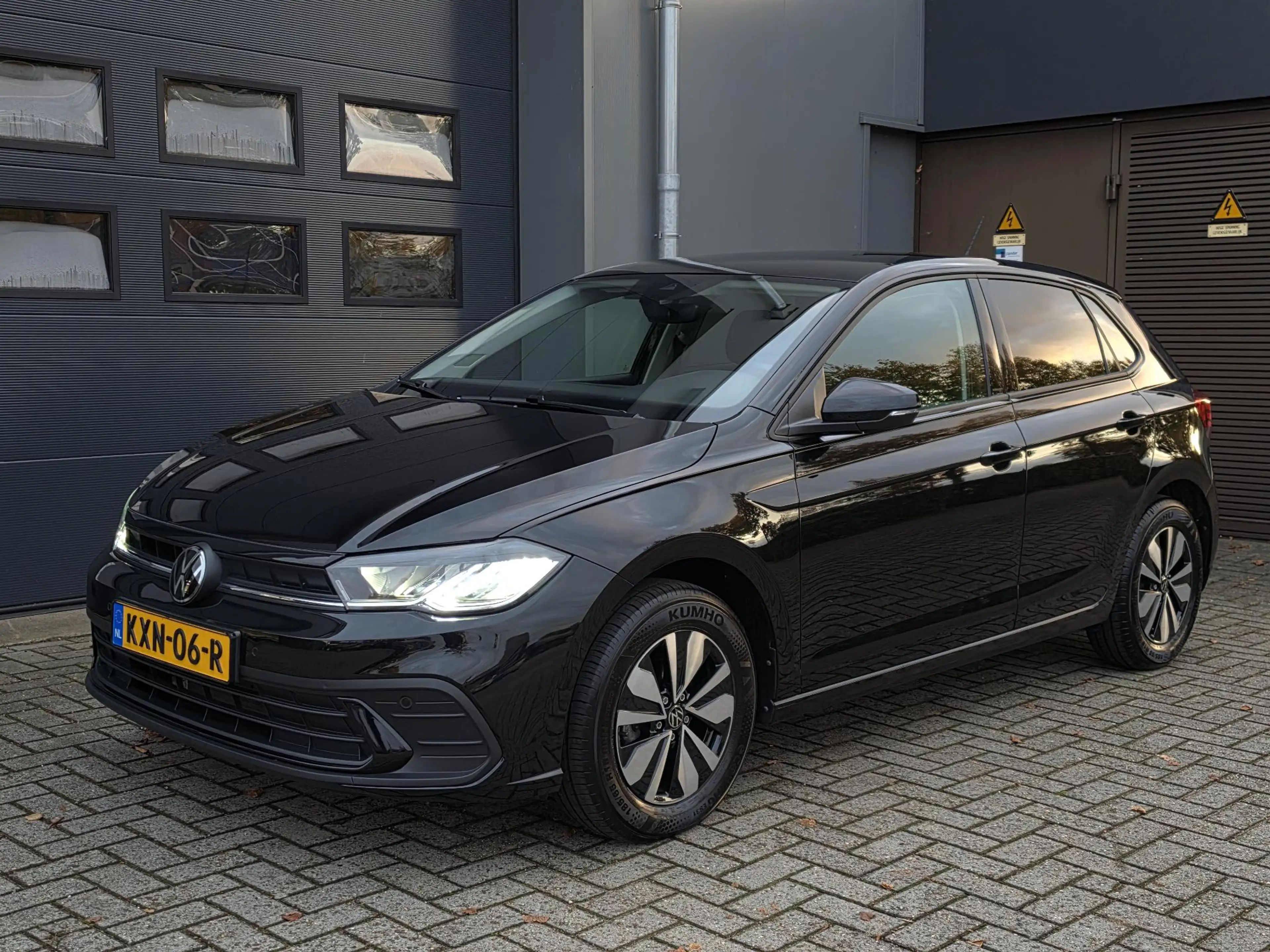 Volkswagen Polo 1.0 TSI Life Edition — photo 42