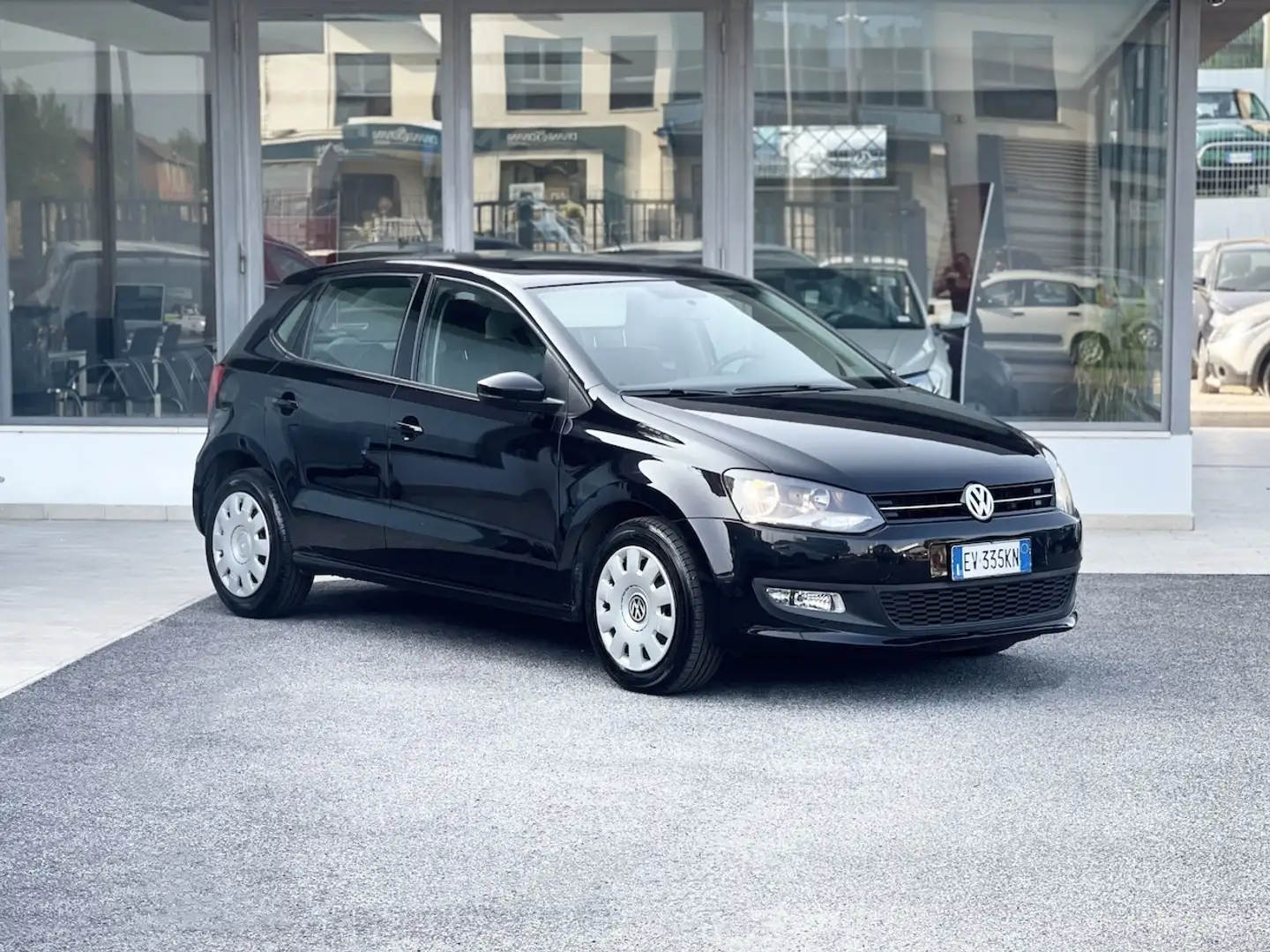 Volkswagen Polo 1.2 Diesel 75CV E5 Neo. - 2014 Schwarz - 1