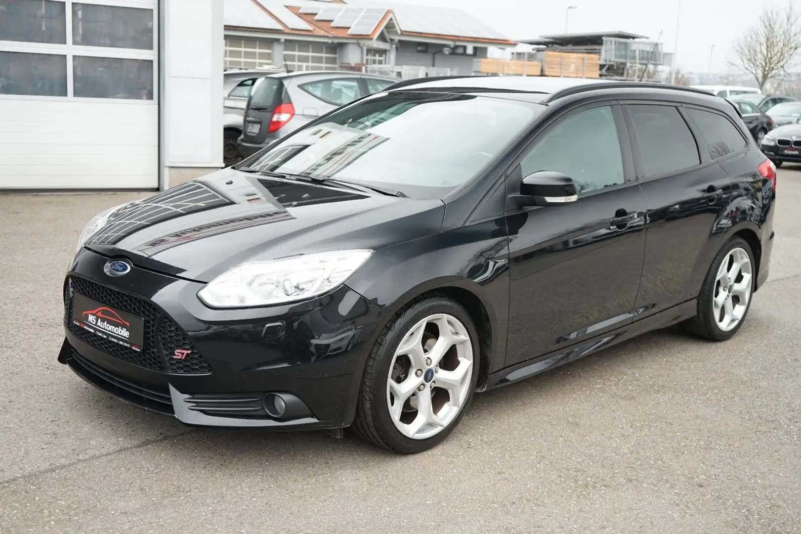 Ford Focus 2.0 Turnier ST Recaro_Leder_Xenon_Keyless Schwarz - 1