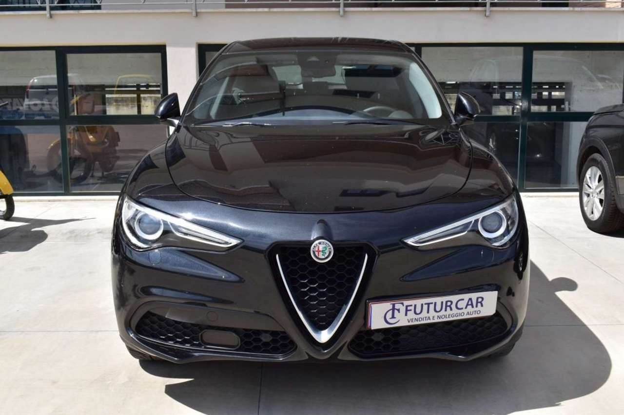 Alfa Romeo Stelvio 2.2 Turbodiesel 150 CV AT8 RWD Super