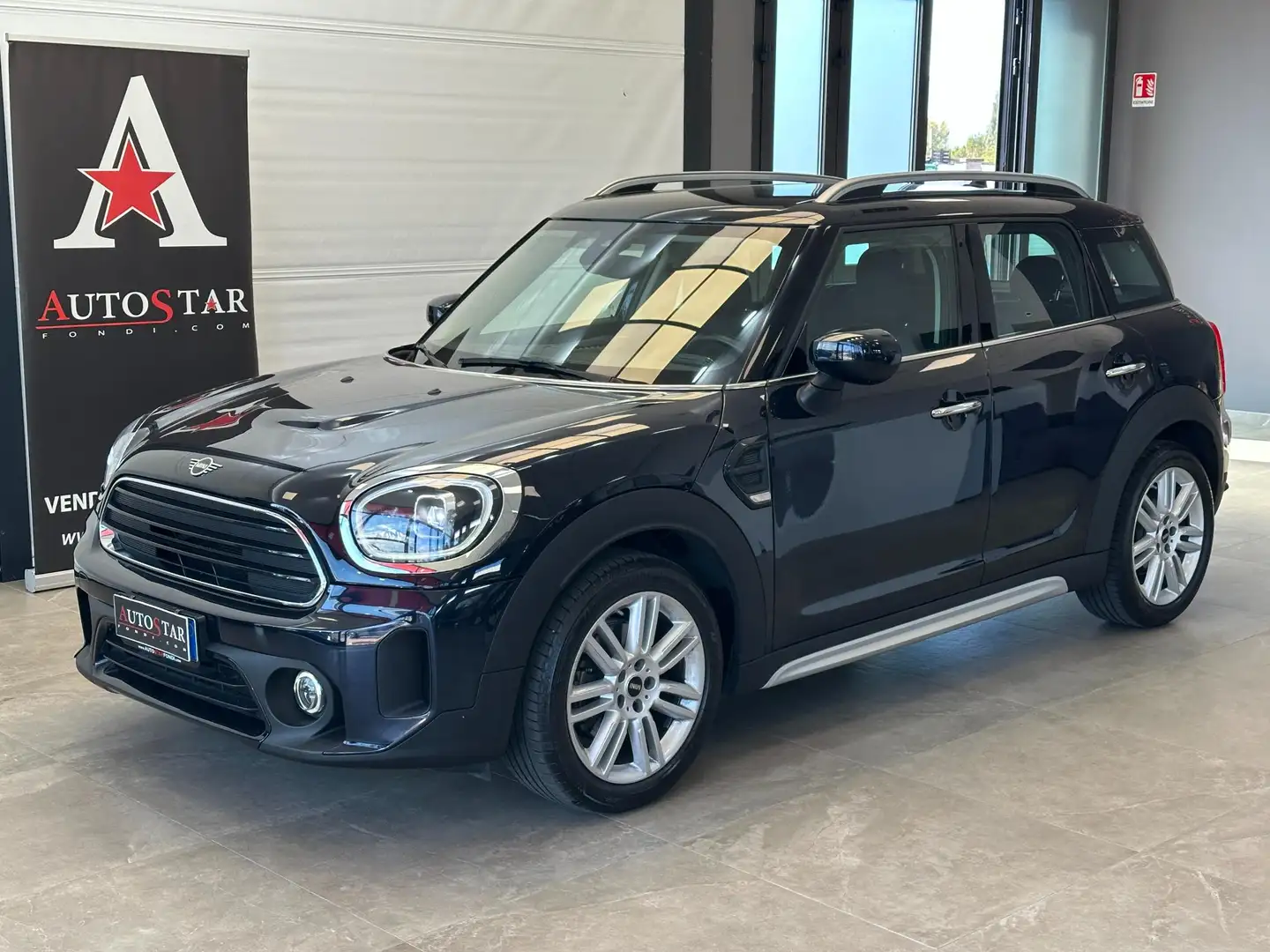 MINI Cooper D Countryman 2.0 Cooper D Essential auto Blauw - 1