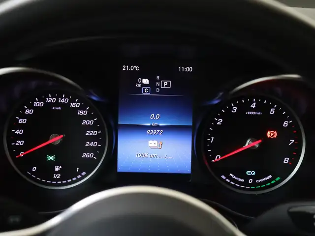 Mercedes-Benz GLC view 11