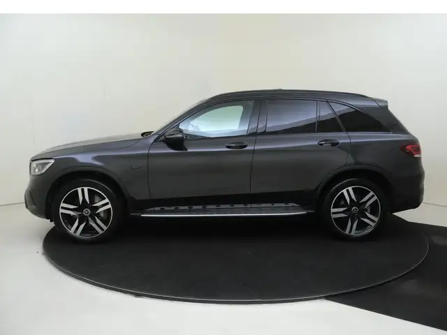 Mercedes-Benz GLC view 8