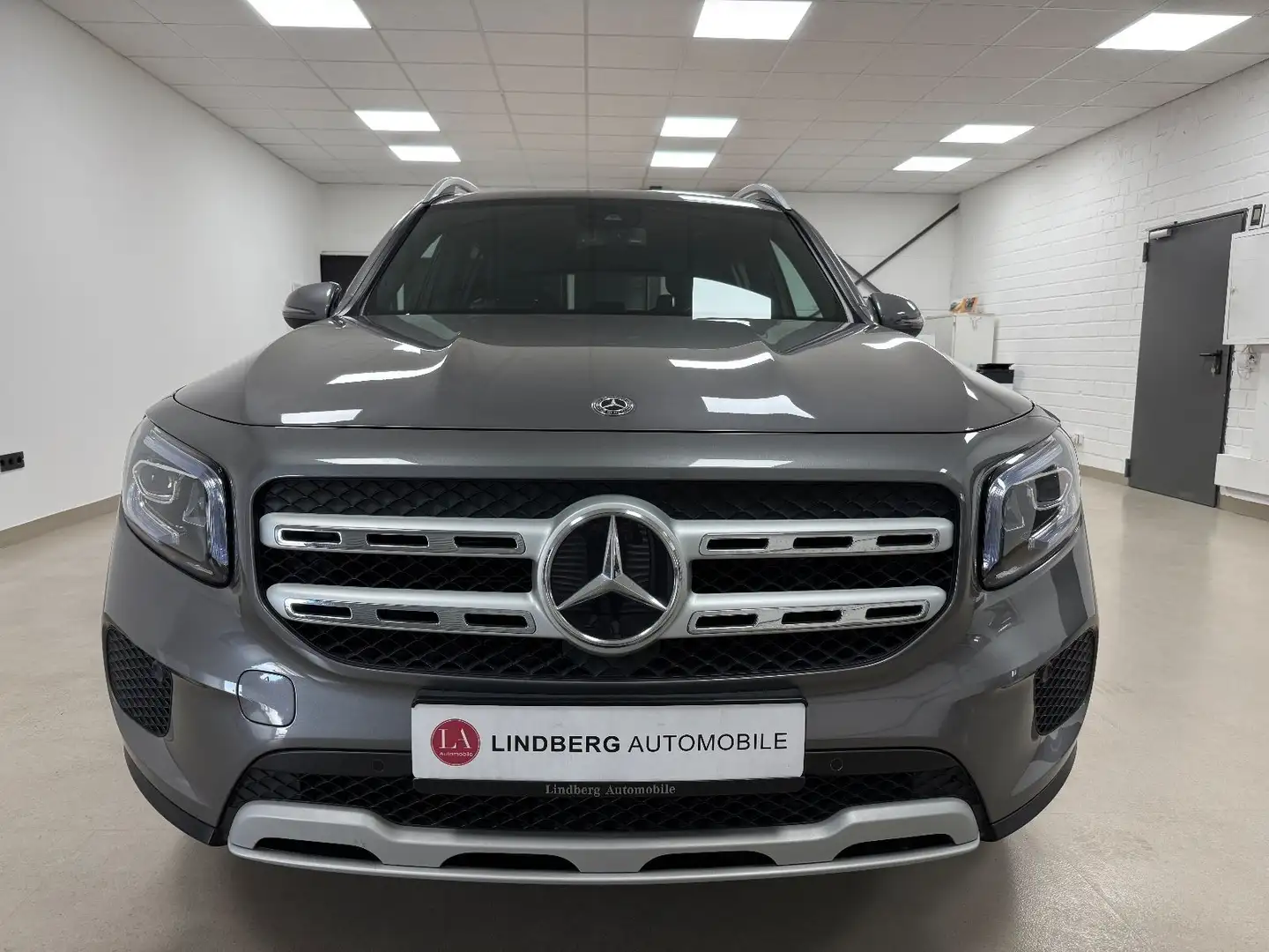 Mercedes-Benz GLB 200 *SHZ*MULTIBEAM*PDC*NAVI Gris - 2