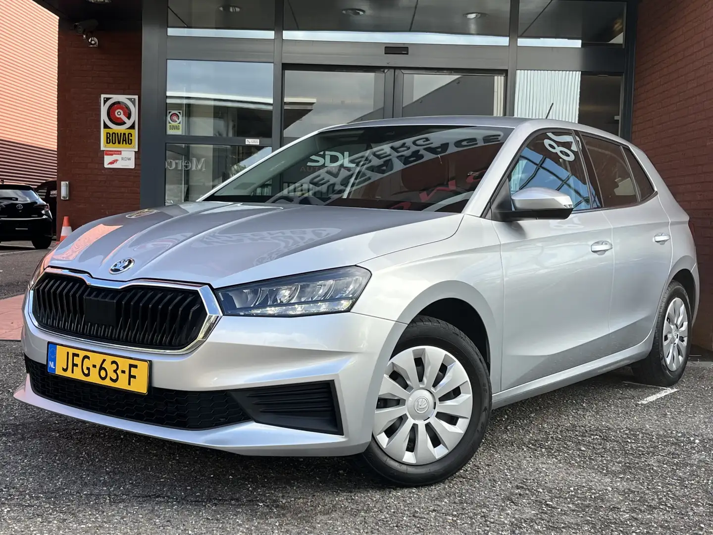 Skoda Fabia 1.0 Ambition // CLIMA // CRUISE CONTROL // APPLE-A Zilver - 2