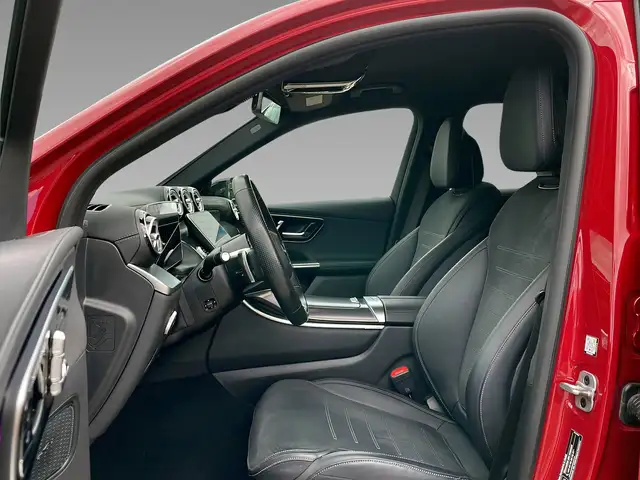 Mercedes-Benz GLC view 9