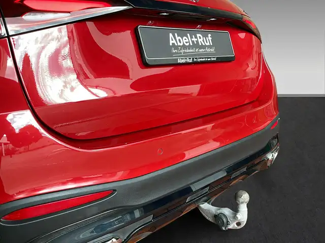 Mercedes-Benz GLC view 14