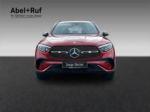 Mercedes-Benz GLC view 2