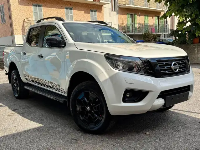 Nissan Navara Navara 2.3 dciN-Connecta 4wd 190cv + IVA!!!