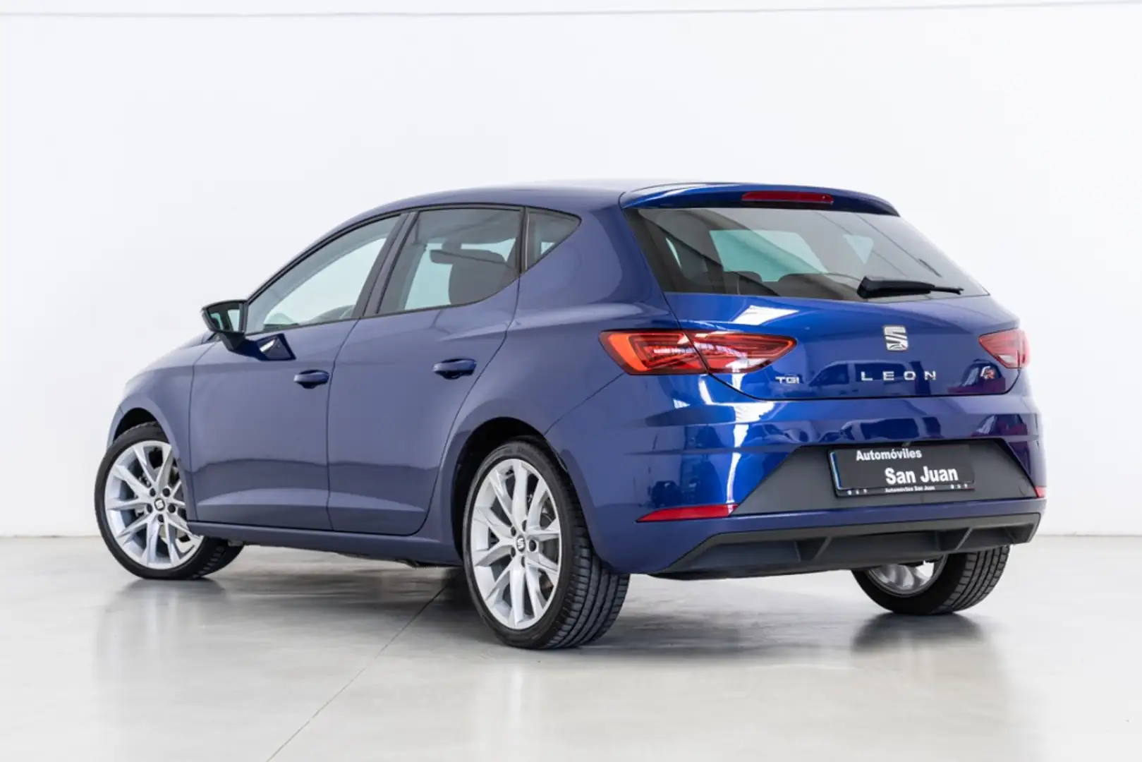 SEAT Leon 1.5 TGI GNC S&S FR 130 Bleu - 2