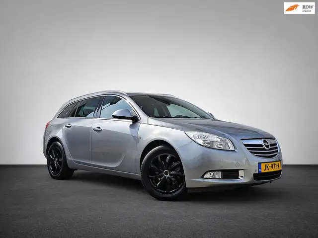Opel Insignia Sports Tourer 1.8 Edition