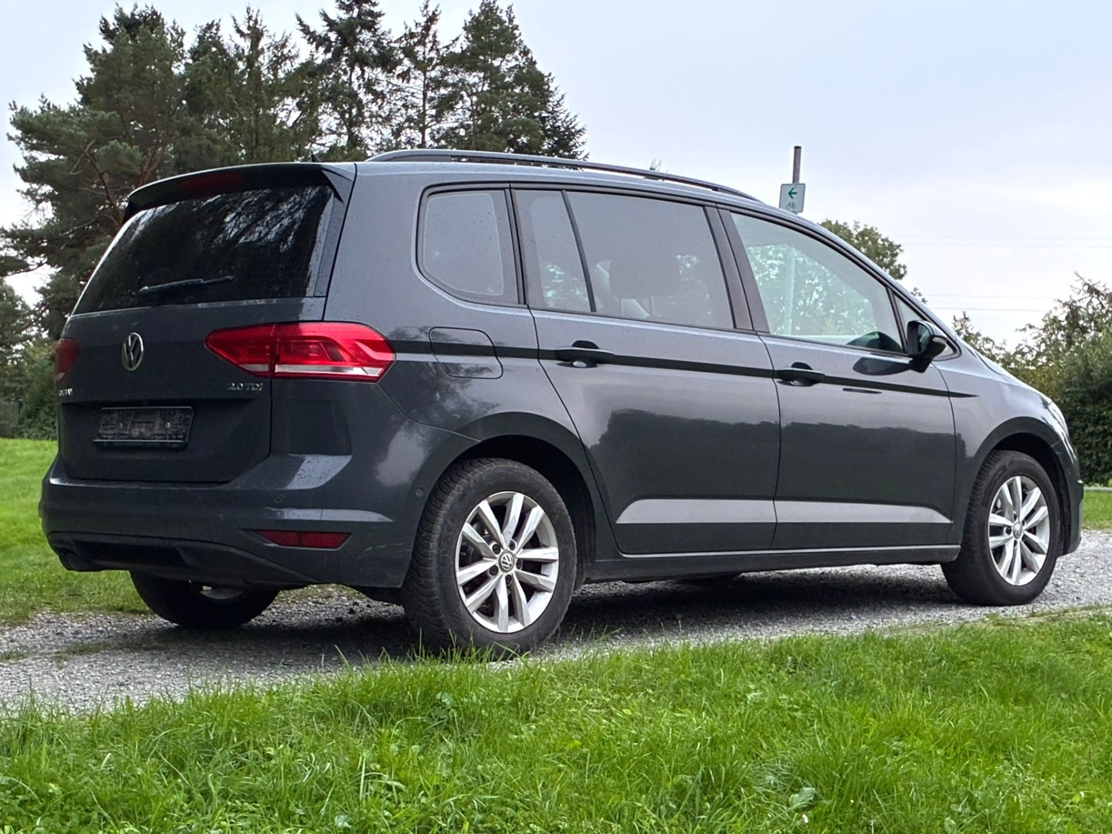 Volkswagen Touran 2.0l TDI Comfortline Tüv=Neu! 7-Sitzer! — photo 6