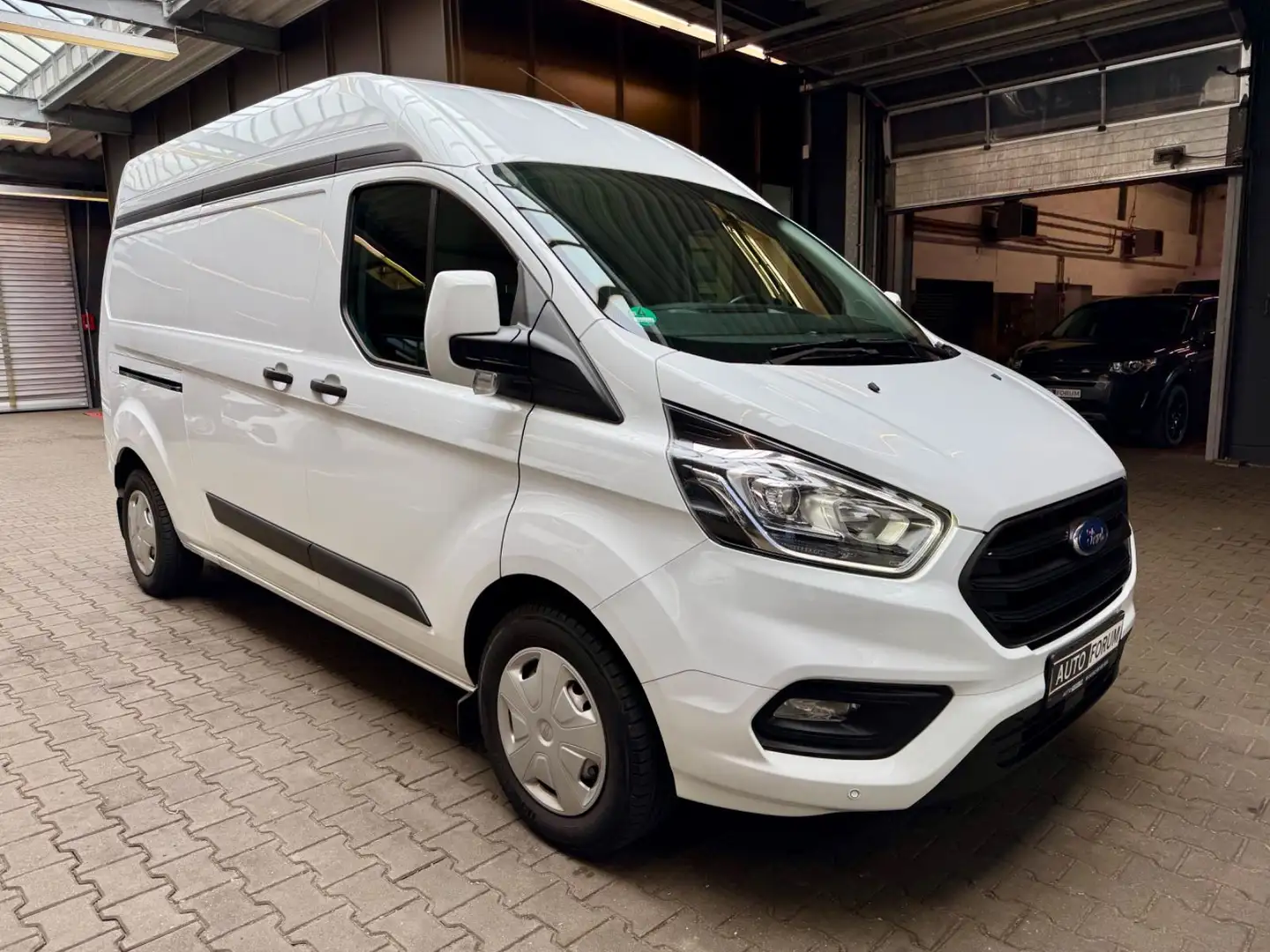 Ford Transit Custom 2.0 D L2H2 3,4t AHK KLIMA PDC Blanc - 2