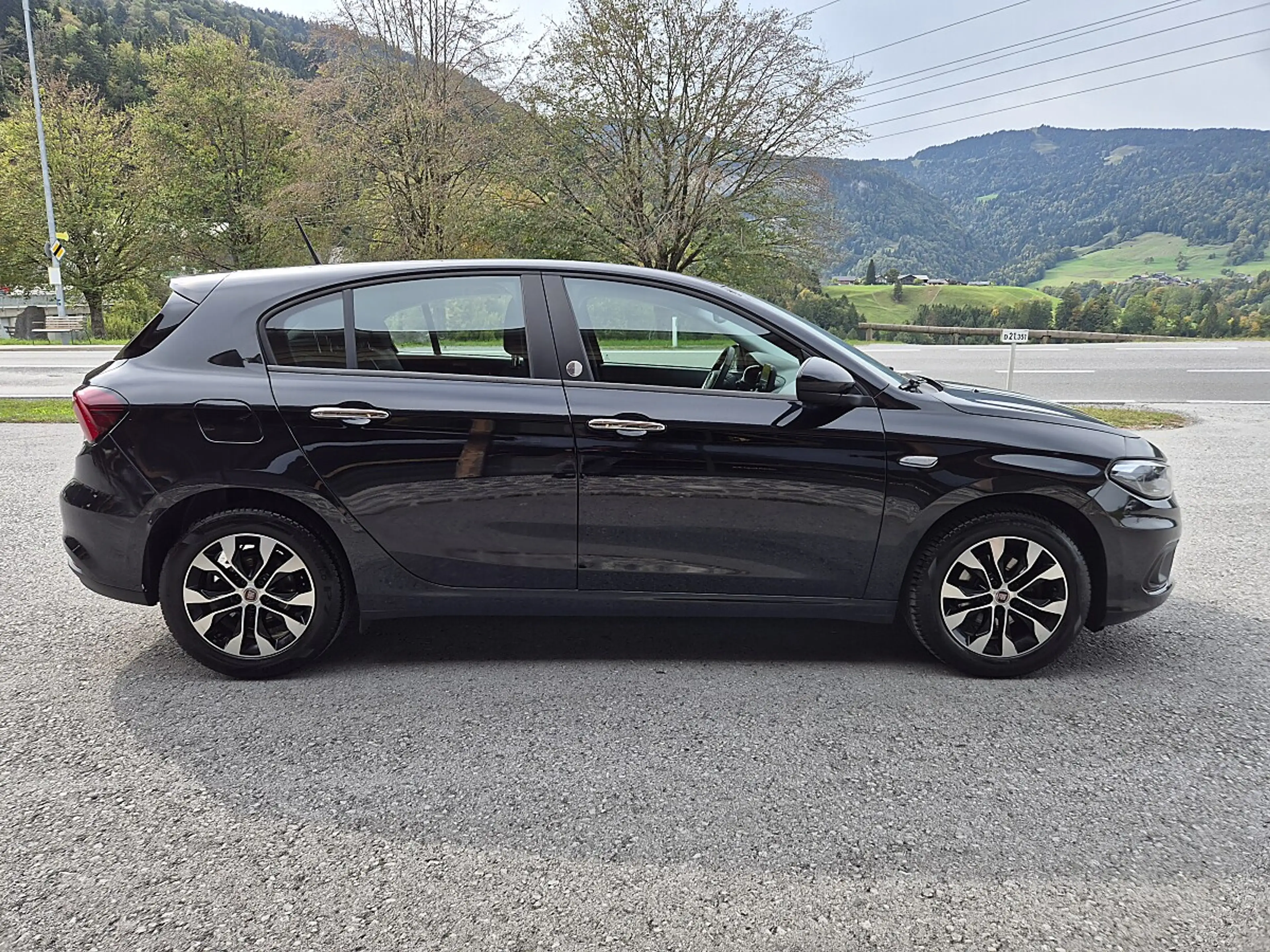 Fiat Tipo MultiJet 120 SCR Mirror — photo 6